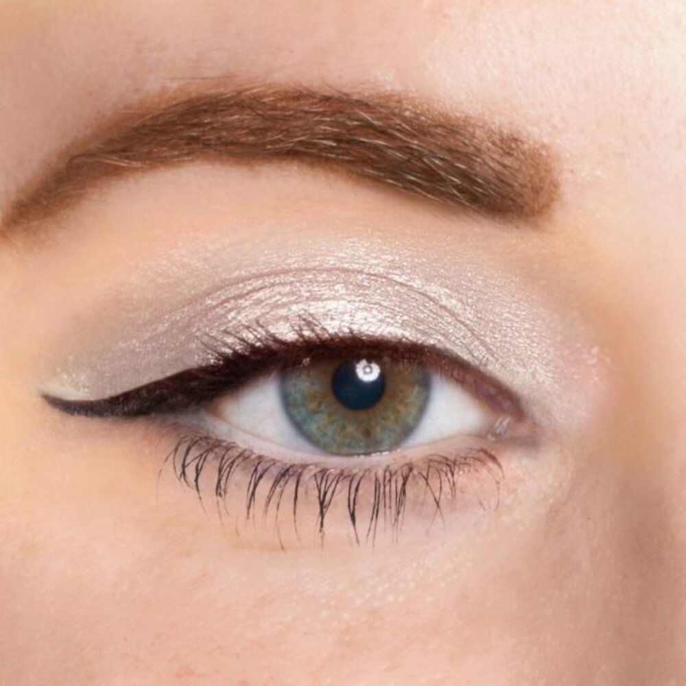 Twilight Pearl Eyeshadow Duo-Glowify Eyeshadow Stick Duo by Senegence - Picture 3 of 8